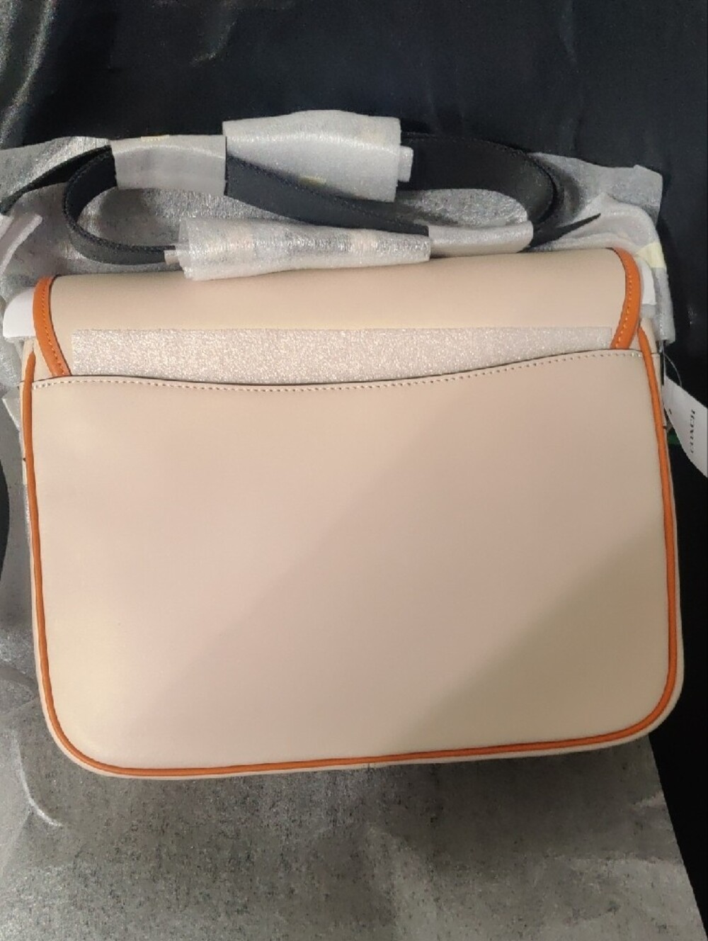Coach Racer Messenger Cream/Orange Leather Crossbody NWT - Picture 4 of 8